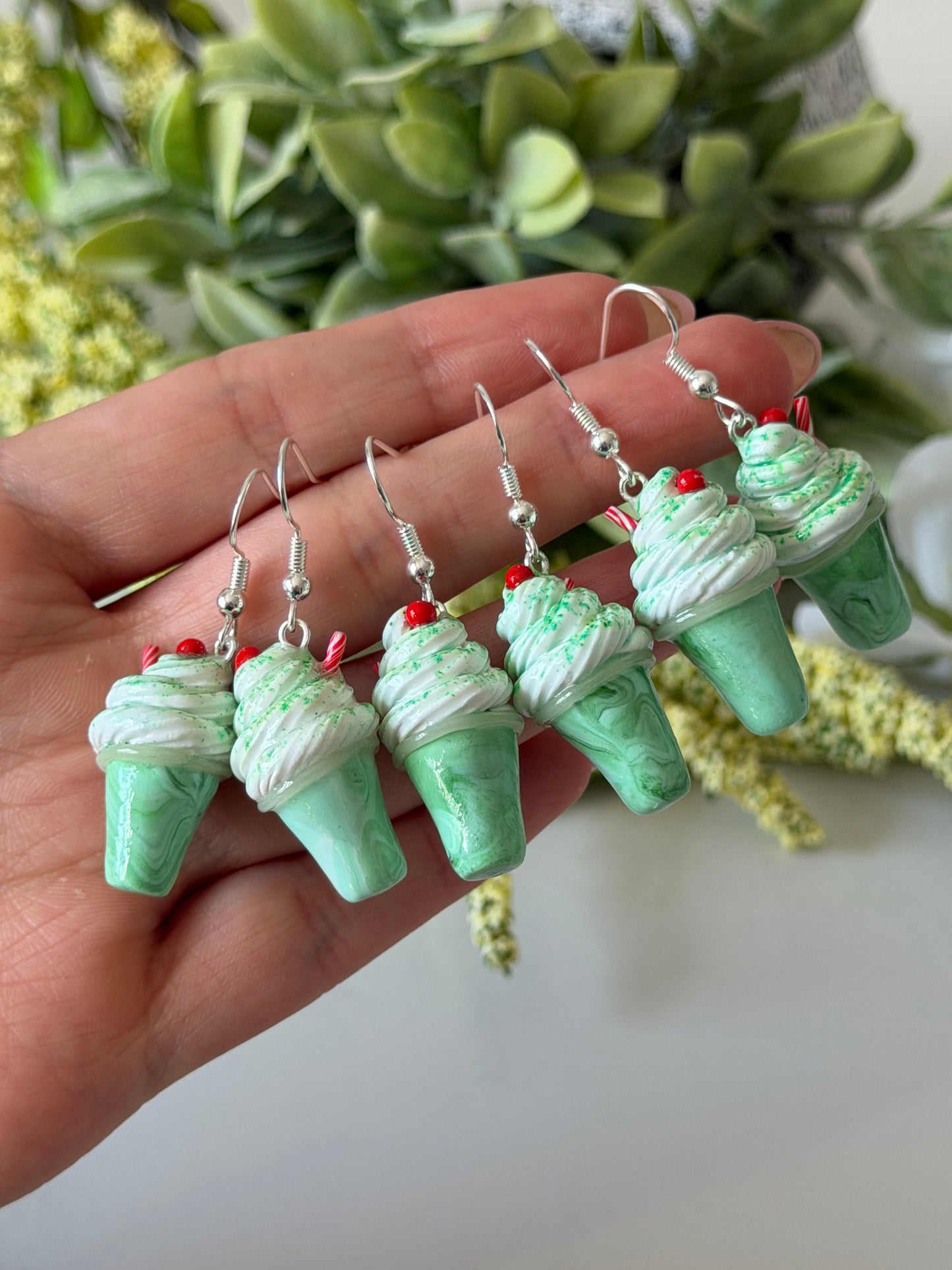Shake earrings