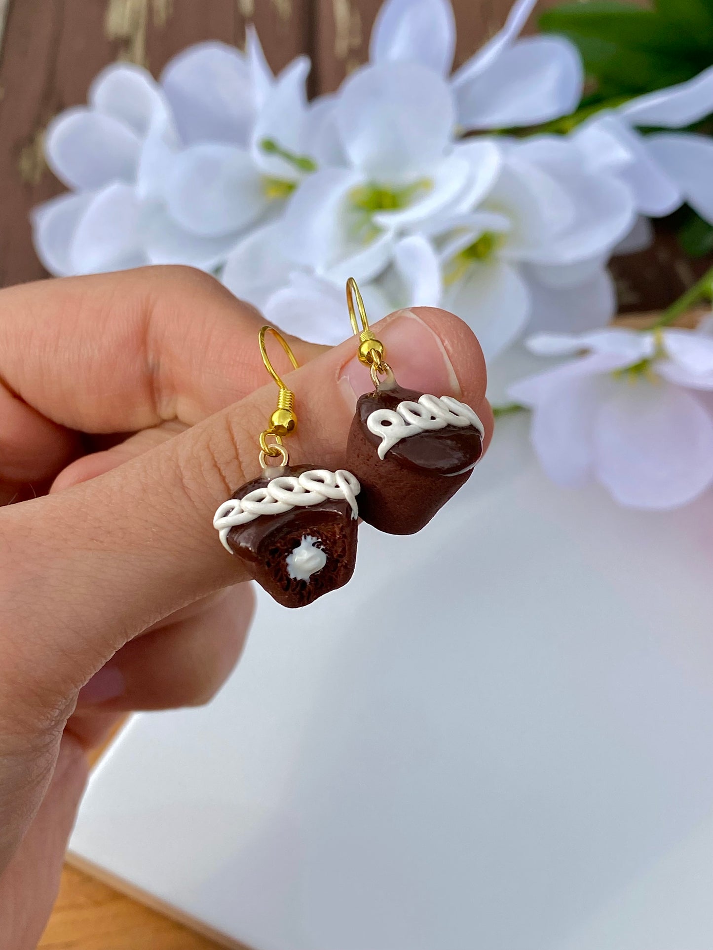 cupcake earrings