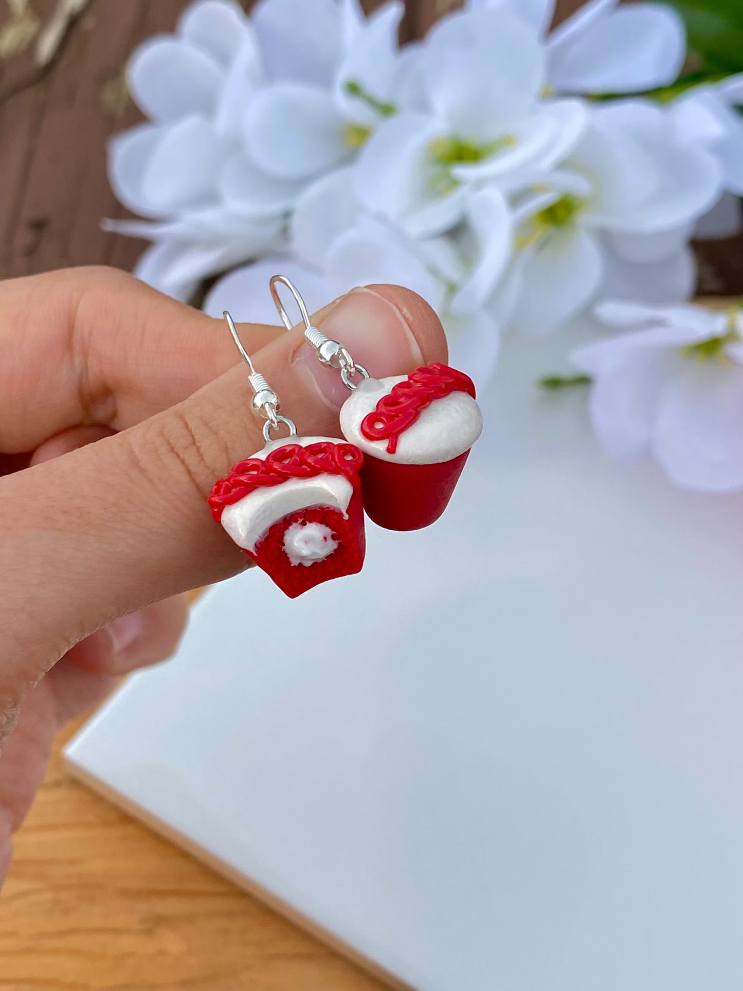 cupcake earrings