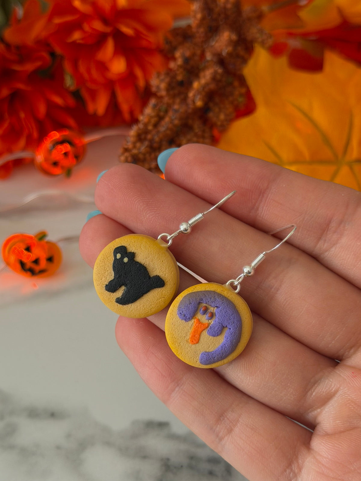 Ghost, pumpkin, cat cookies